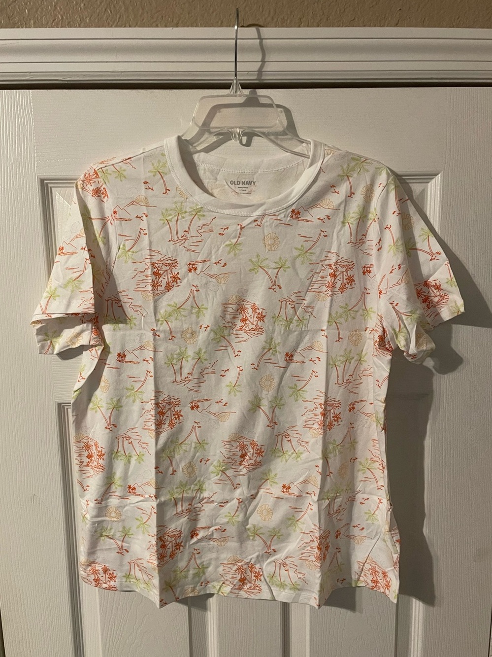NWT Old Navy White Tropical Print Women’s T-Shirt size Large Tall